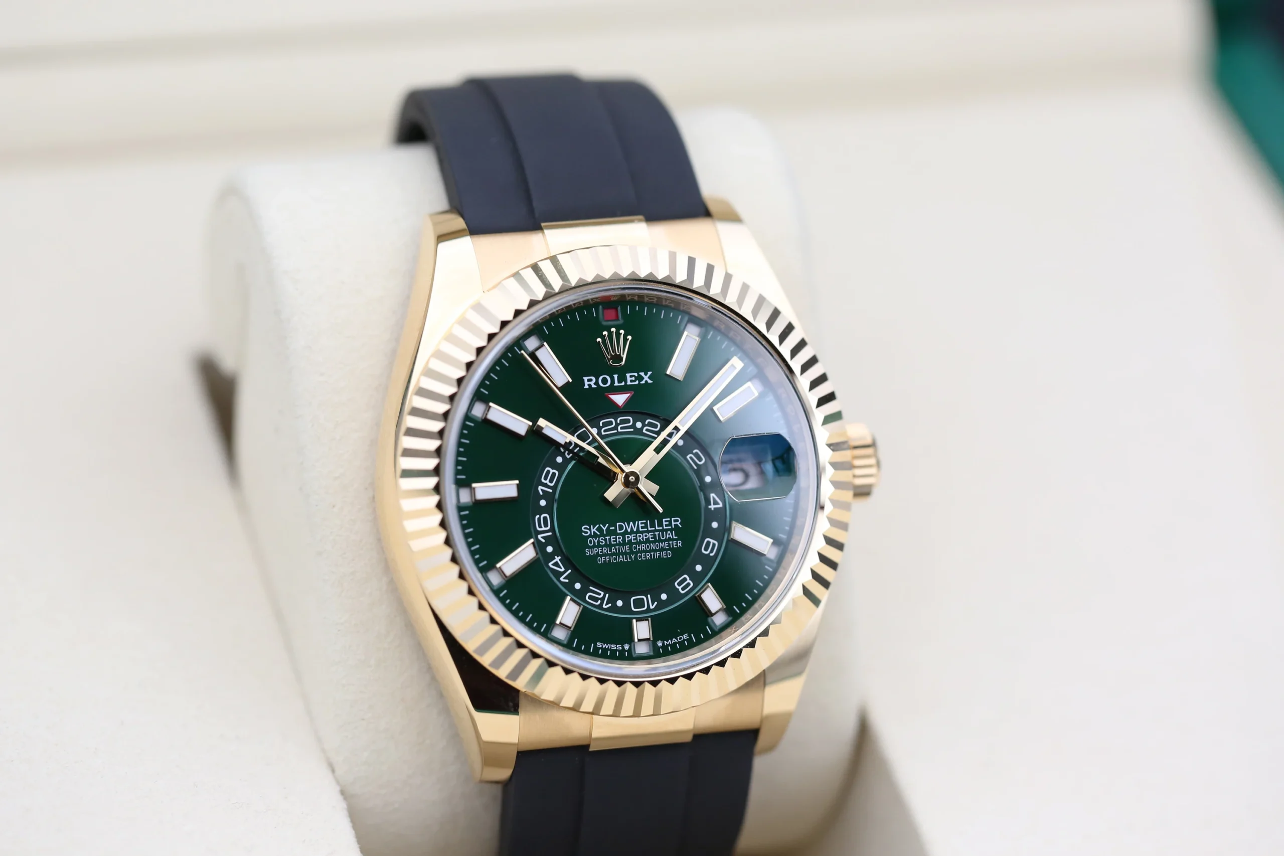 Rolex Sky-Dweller Yellow Gold 336238