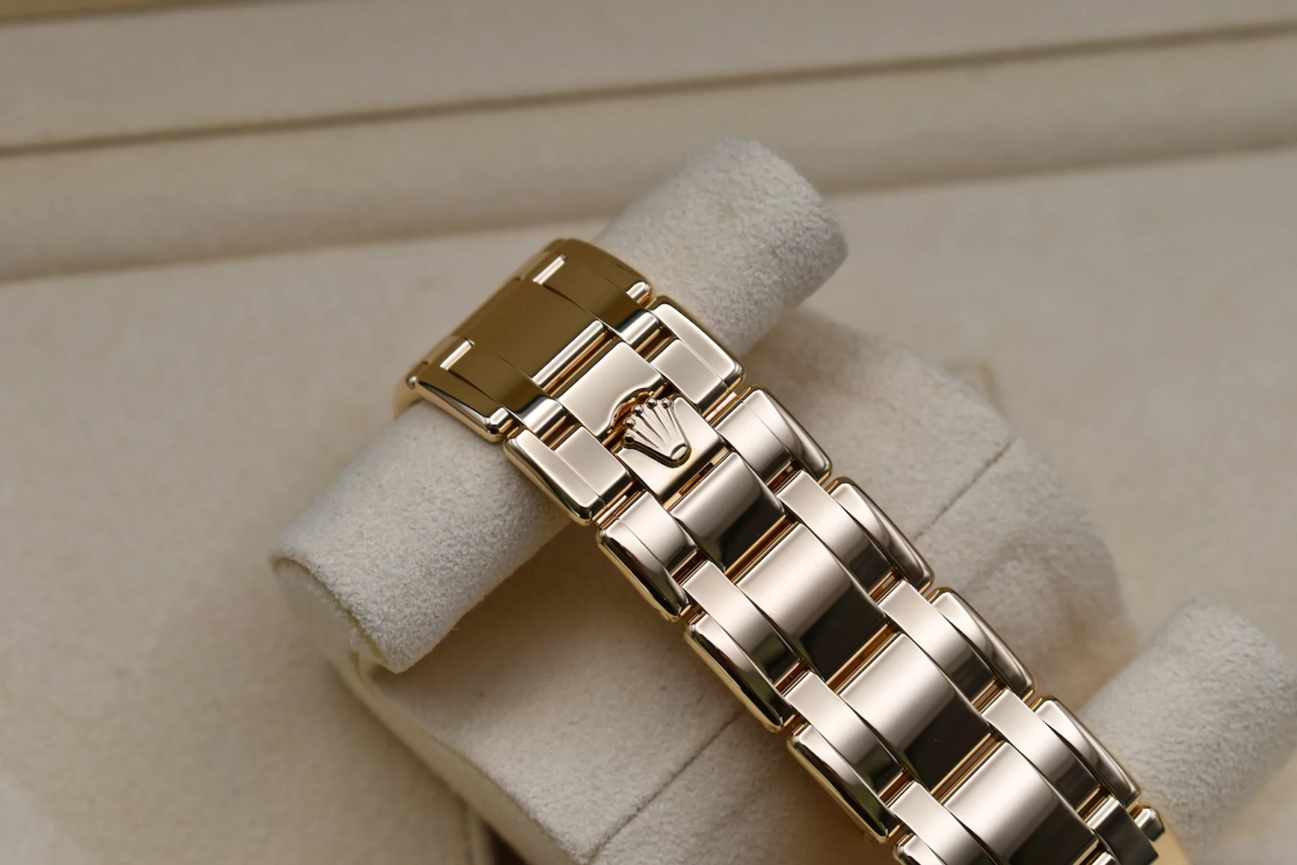 Rolex Pearlmaster Yellow Gold 86348 SAJOR