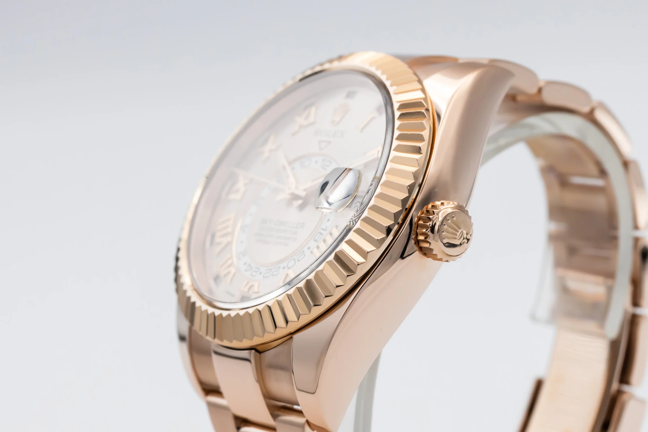 Rolex Sky-Dweller Rose Gold 326935