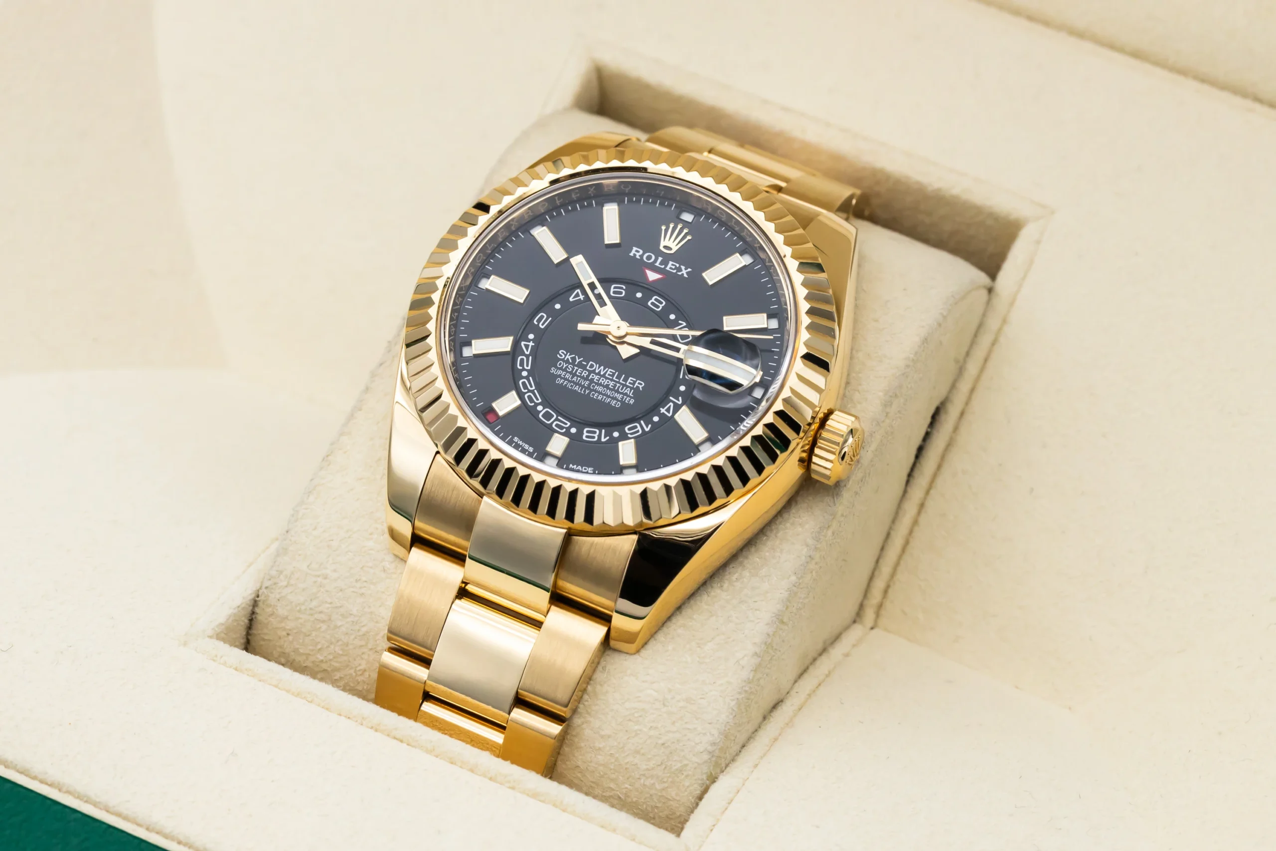 Rolex Sky-Dweller Yellow Gold 326938
