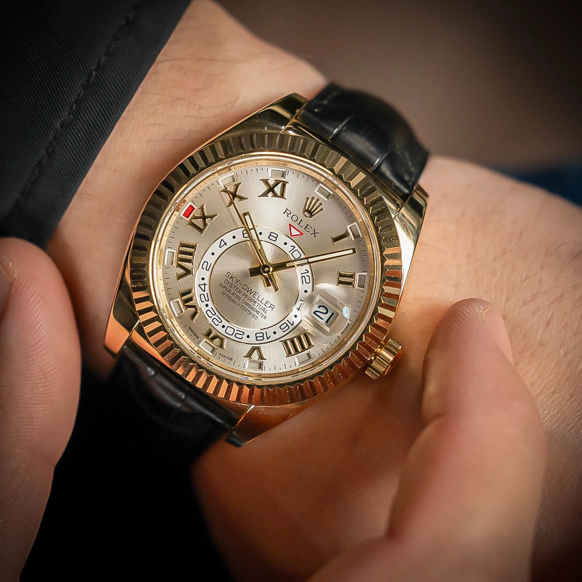 Rolex Sky-Dweller Yellow Gold 326138