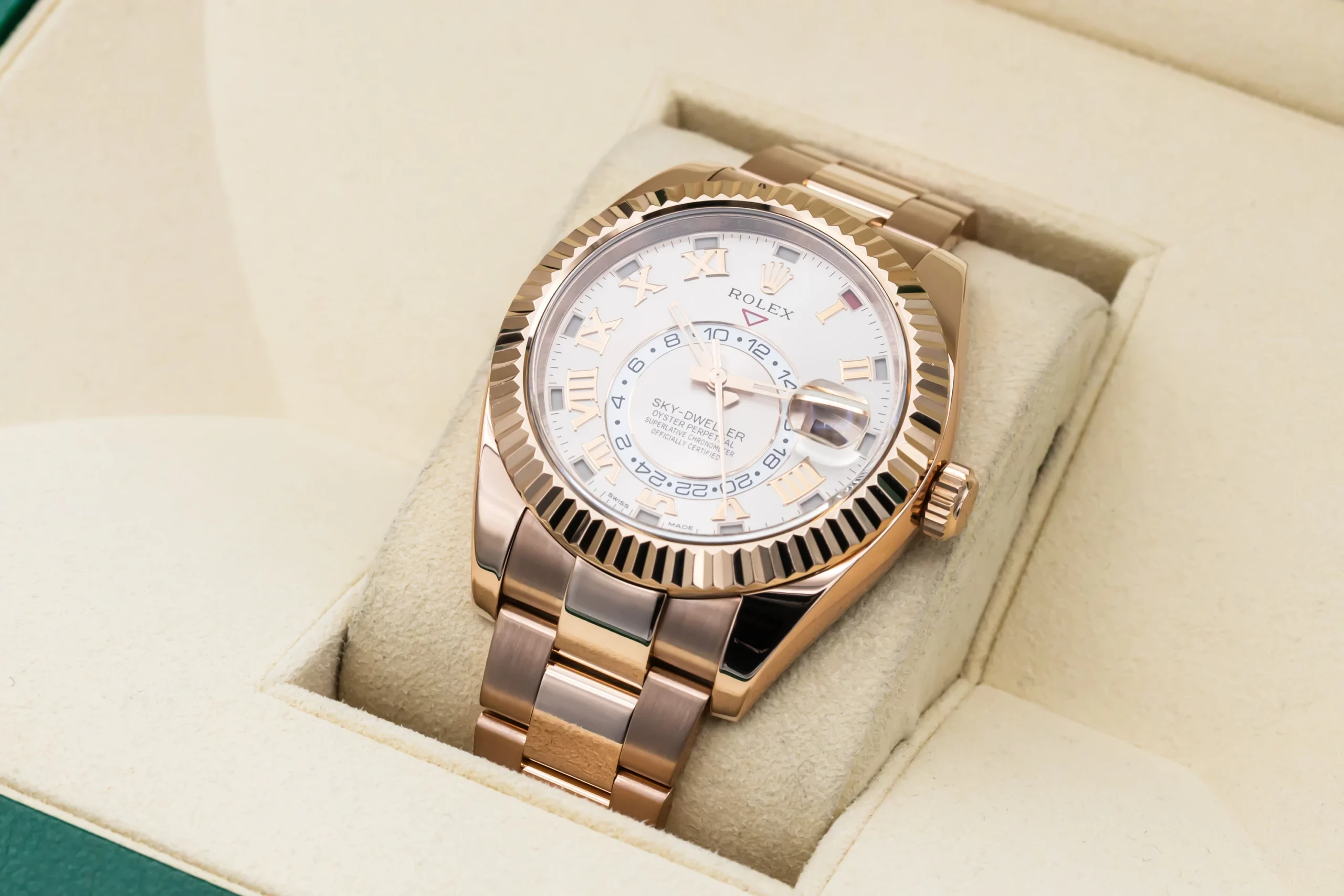 Rolex Sky-Dweller Rose Gold 326935