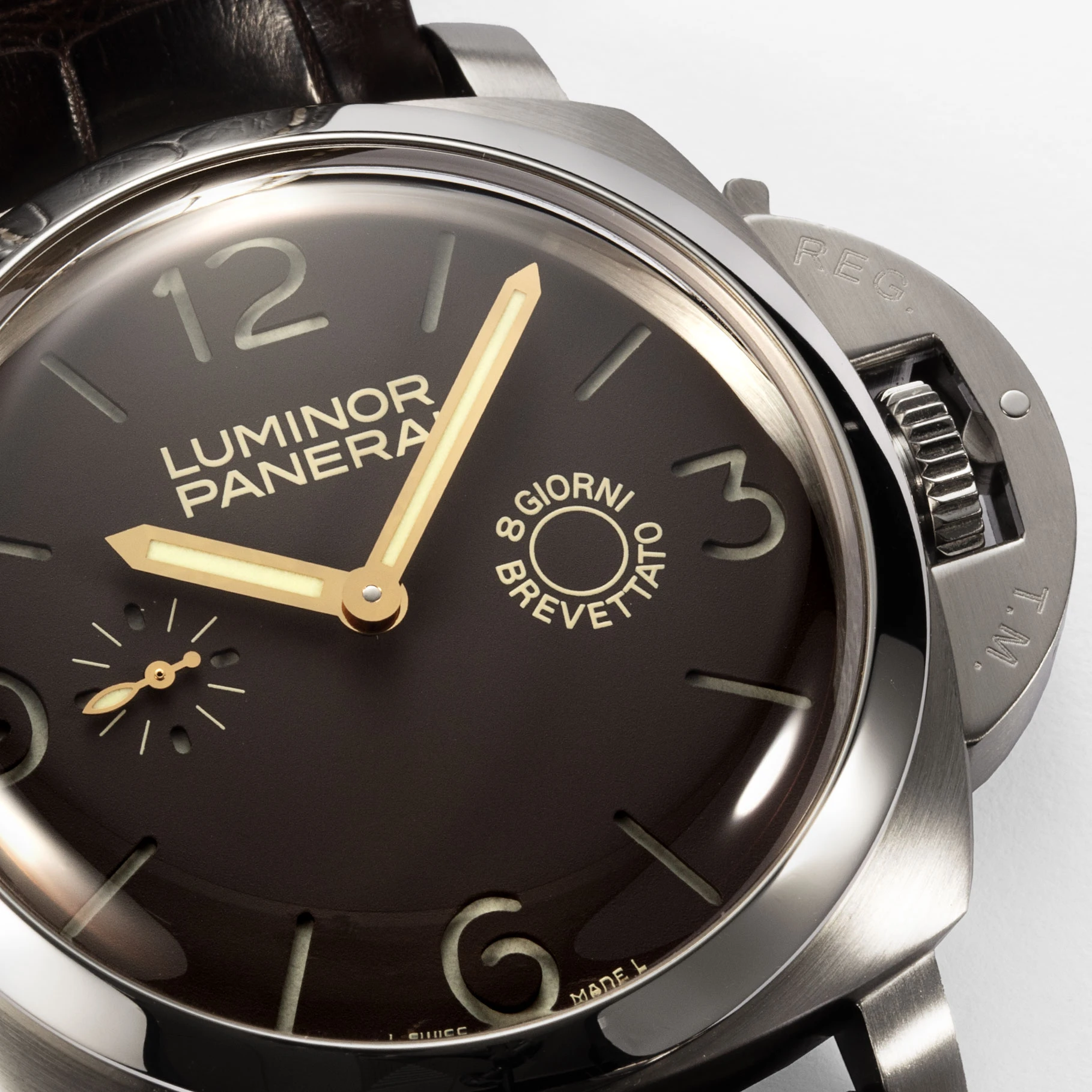 PAM00203_4