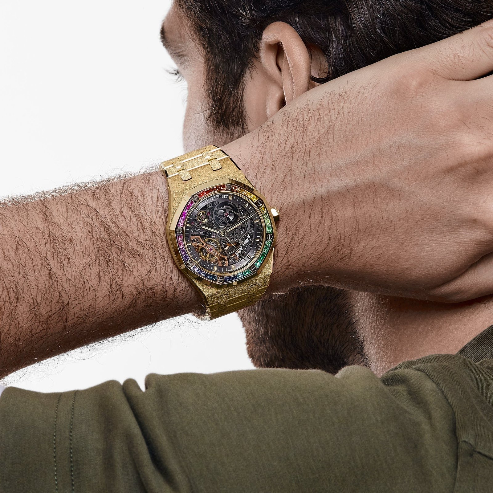 audemars-piguet-royal-oak-15412ba-yg-1224ba-01-rainbow-baguette-frosted-yellow-gold-double-balance-wheel-audemars-piguet-1158935036