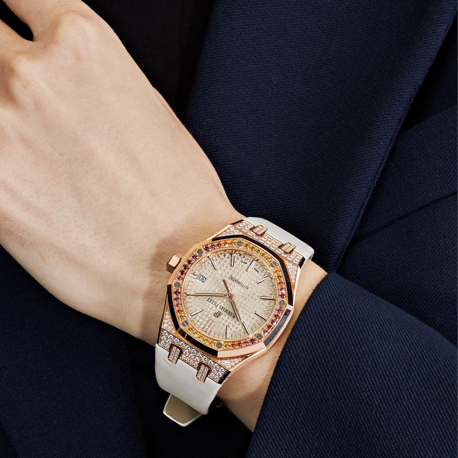 audemars-piguet-royal-oak-15452or-zy-d038ve-01-rose-gold-and-diamonds-2021-audemars-piguet-40260279238900