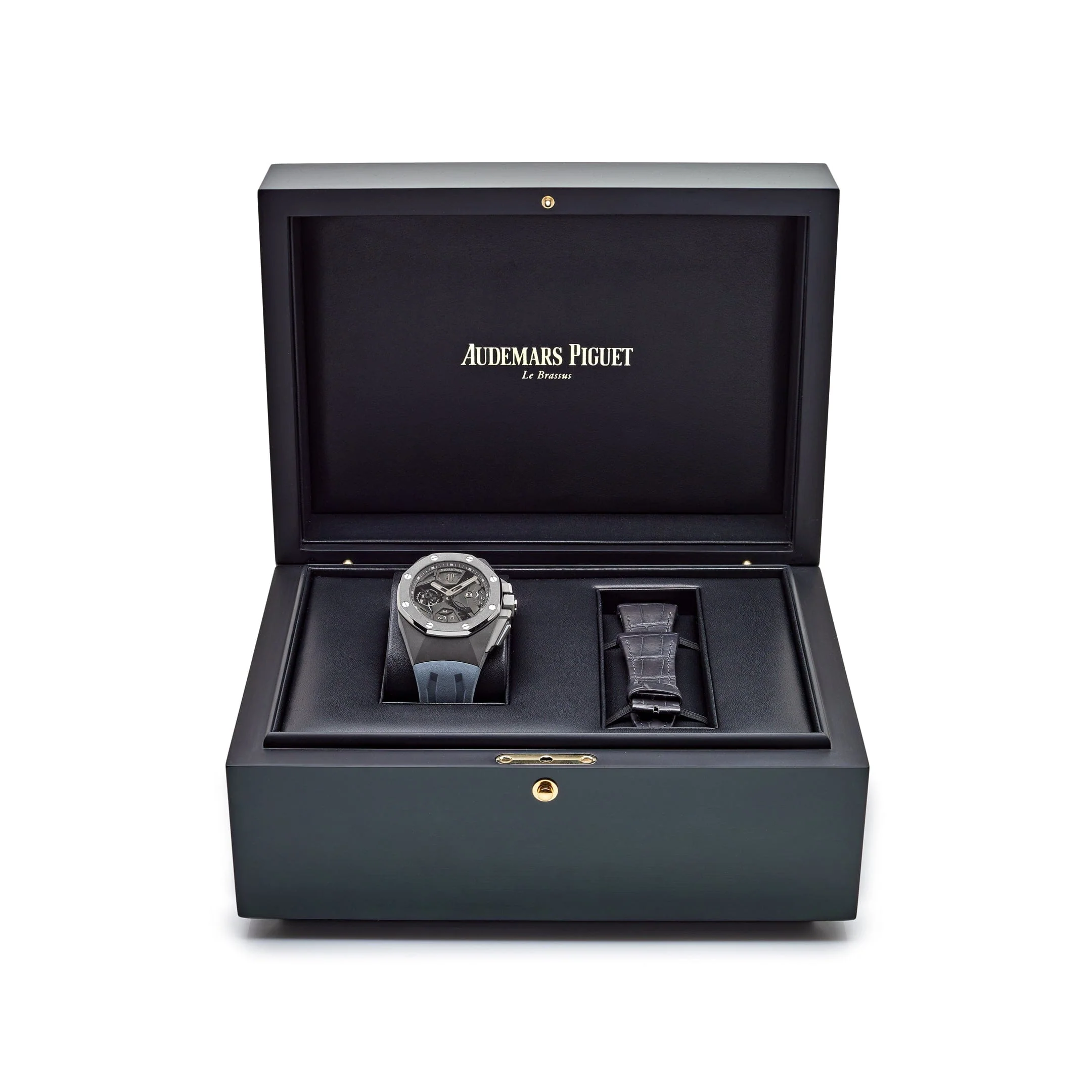 audemars-piguet-royal-oak-concept-26589ti-gg-d006ca-01-flying-tourbillon-gmt-titanium-limited-edition-audemars-piguet-40937515254004