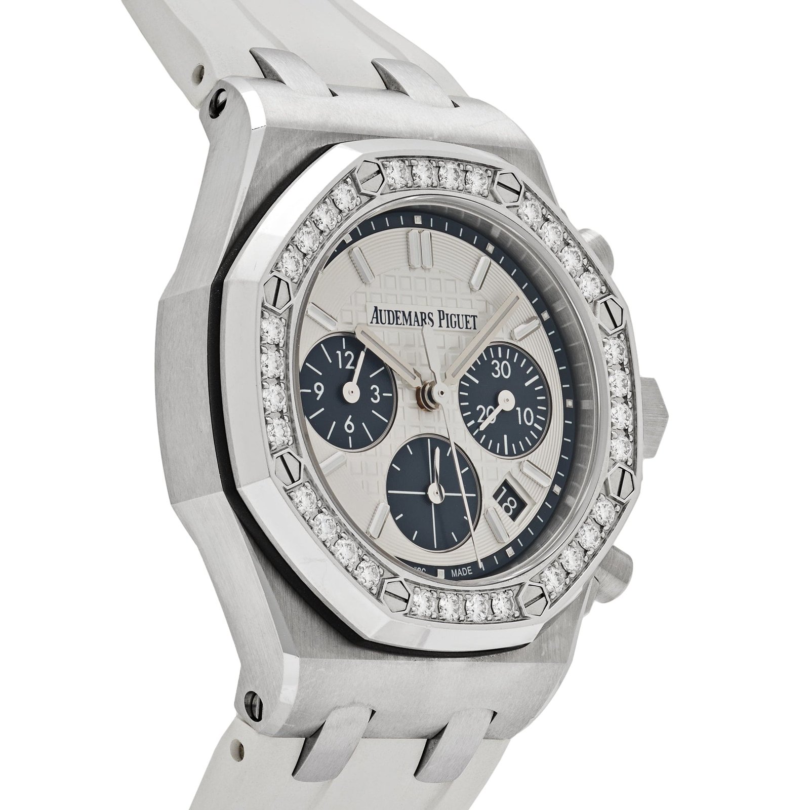 audemars-piguet-royal-oak-offshore-26231st-zz-d010ca-01-a-stainless-steel-silver-dial-diamond-bezel-2021-audemars-piguet-42138771095796