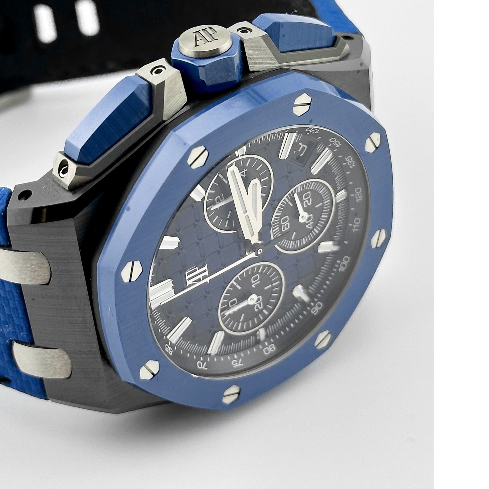 audemars-piguet-royal-oak-offshore-26420ce-oo-a043ve-01-selfwinding-chronograph-black-blue-ceramic-2023-audemars-piguet-1129634241