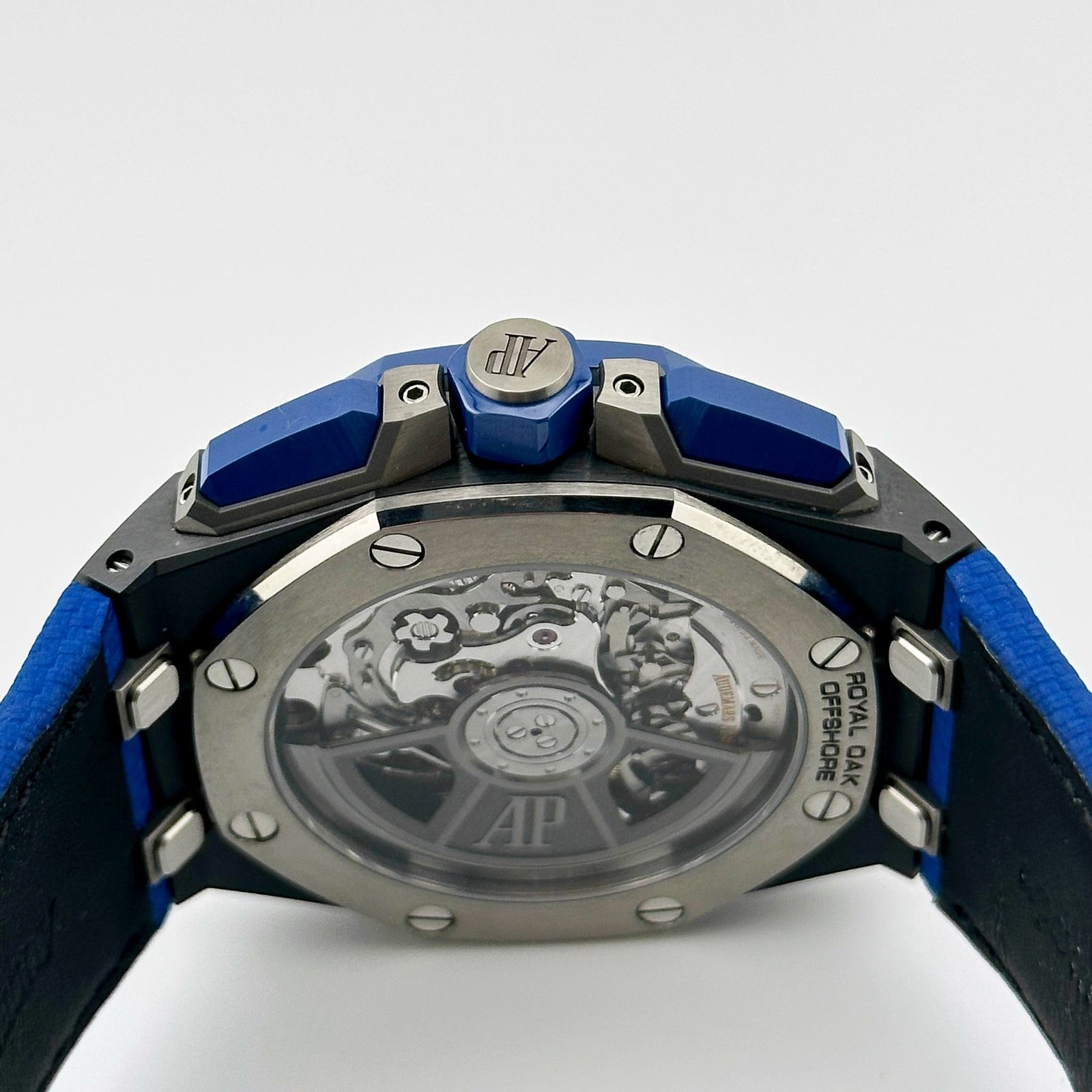 audemars-piguet-royal-oak-offshore-26420ce-oo-a043ve-01-selfwinding-chronograph-black-blue-ceramic-2023-audemars-piguet-1129634242