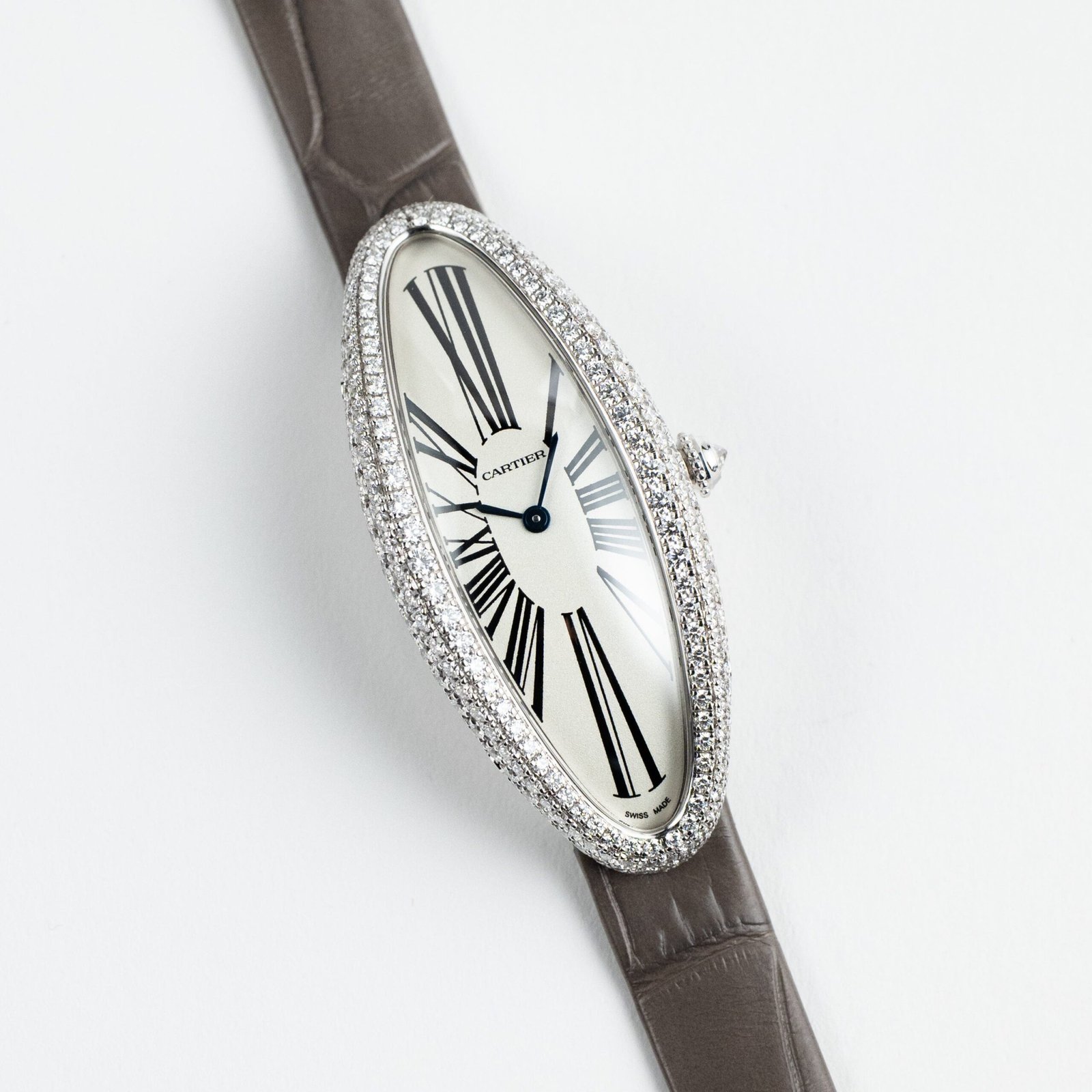 cartier-baignoire-allongee-wjba0007-white-gold-silver-dial-diamond-bezel-2026-cartier-1218835746
