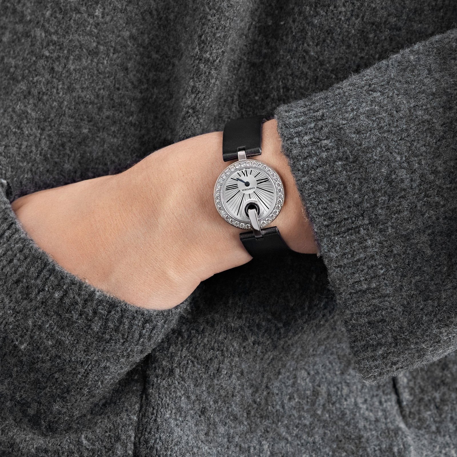 cartier-captive-de-cartier-wg600012-white-gold-quartz-silver-dial-cartier-1153680841