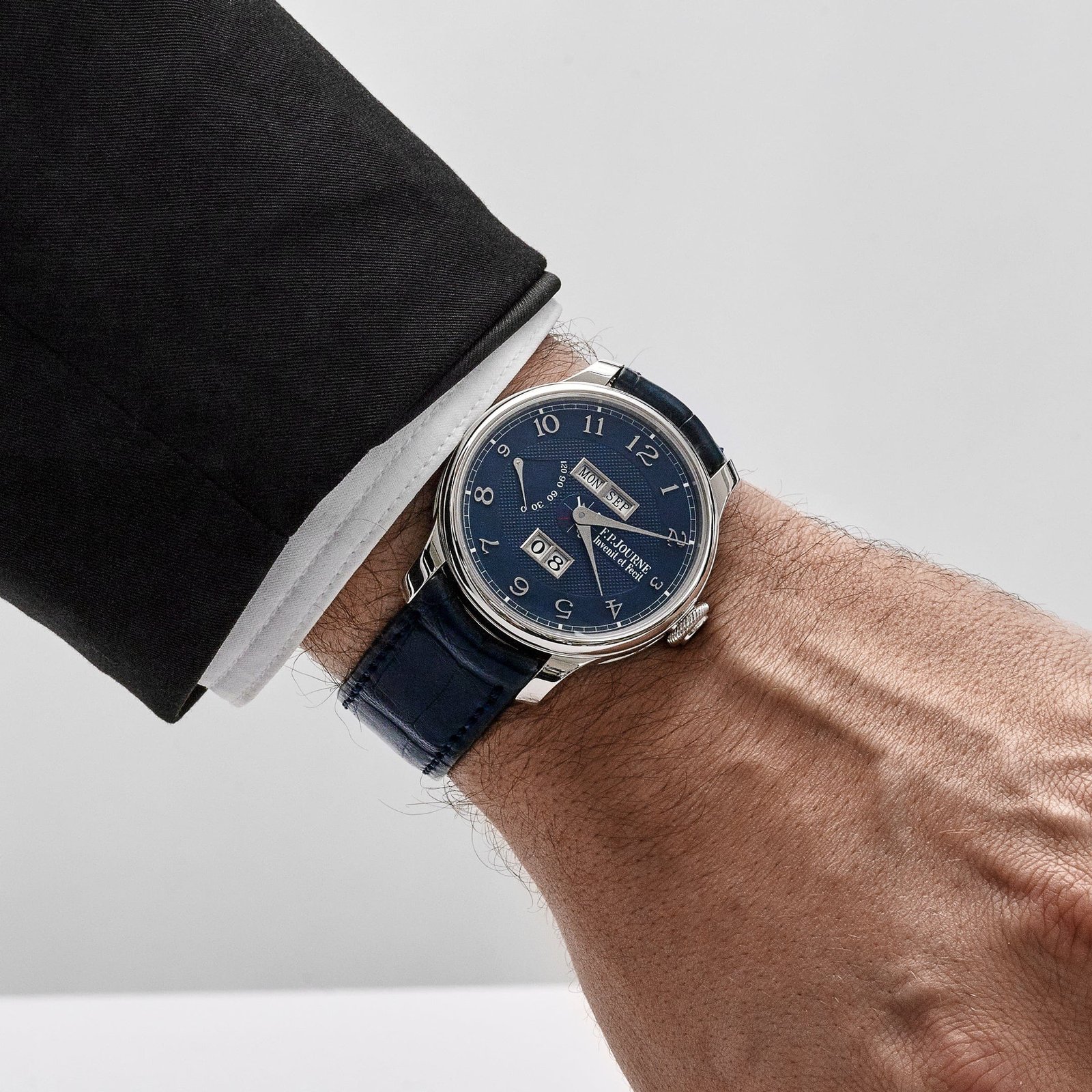 f-p-journe-quantieme-perpetuel-ref-qp-platinum-blue-dial-2021-f-p-journe-1227558094