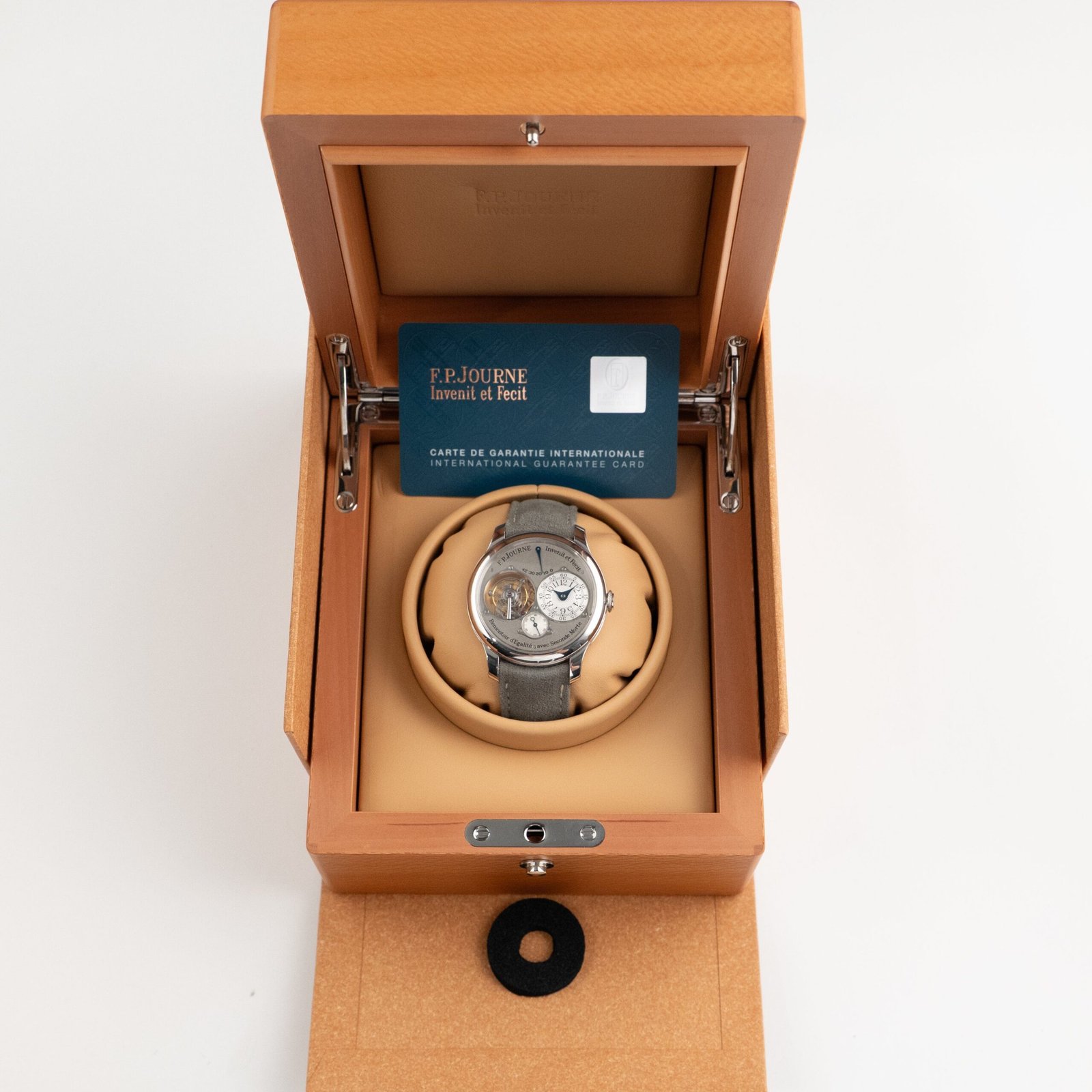 f-p-journe-tourbillon-souverain-ref-tn-platinum-grey-dial-2006-f-p-journe-1225920371