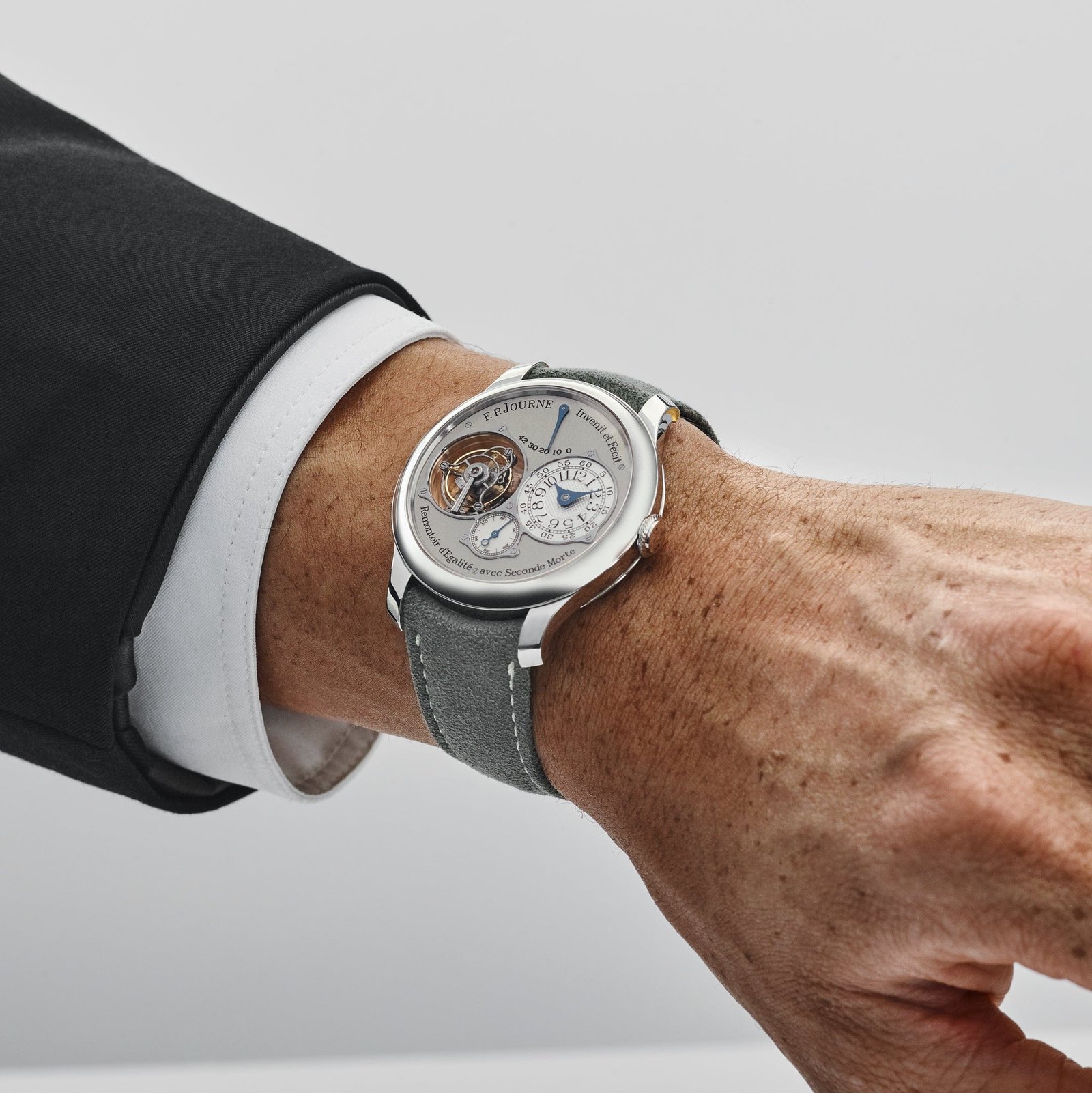 f-p-journe-tourbillon-souverain-ref-tn-platinum-grey-dial-2006-f-p-journe-1225920375