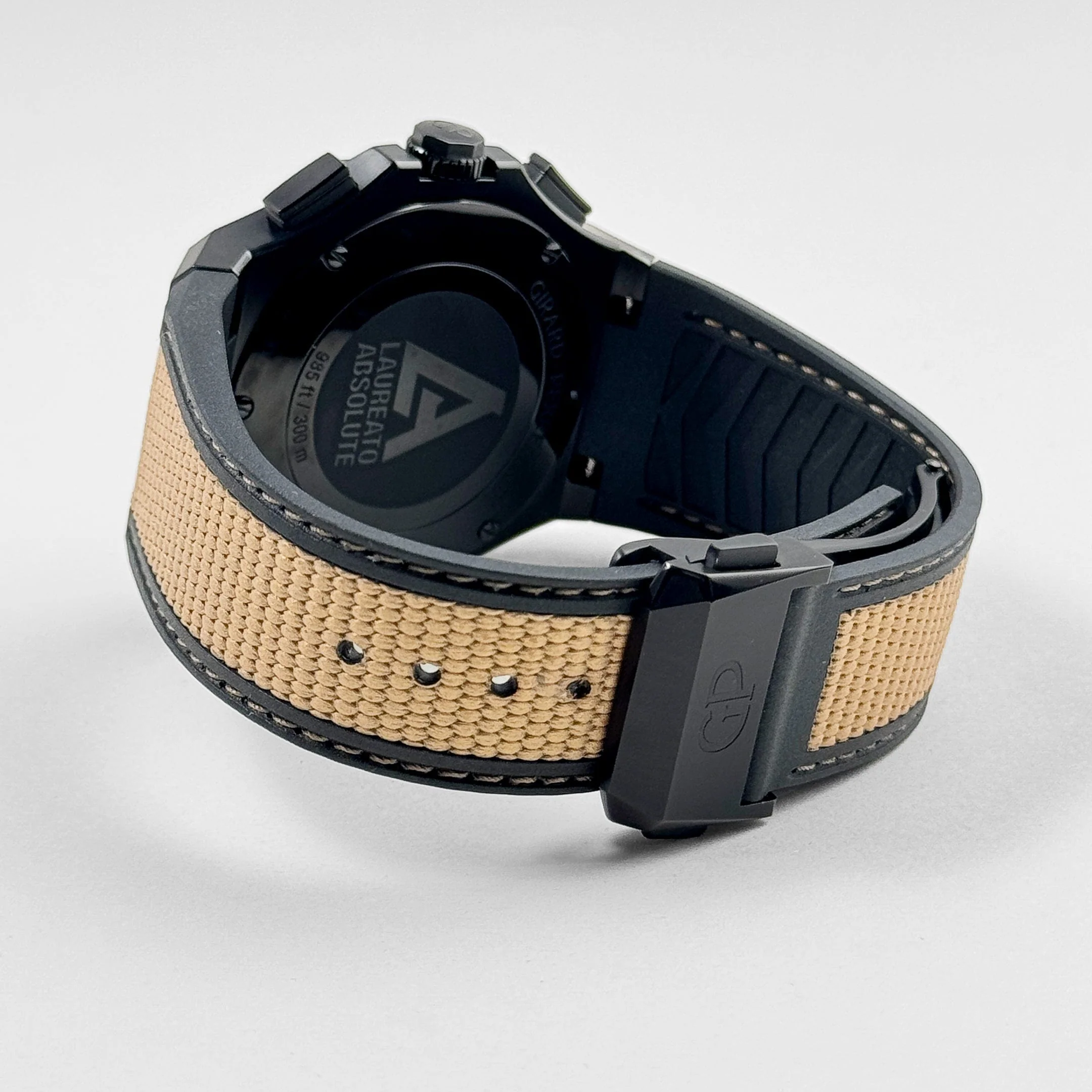 girard-perregaux-laureato-absolute-gold-fever-81060-21-492-fh3a-girard-perregaux-1170334983