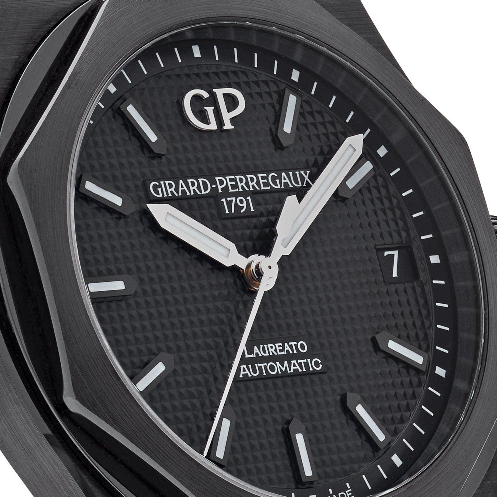 girard-perregaux-laureato-ceramic-black-dial-81010-32-631-fk6a-girard-perregaux-40261343052020