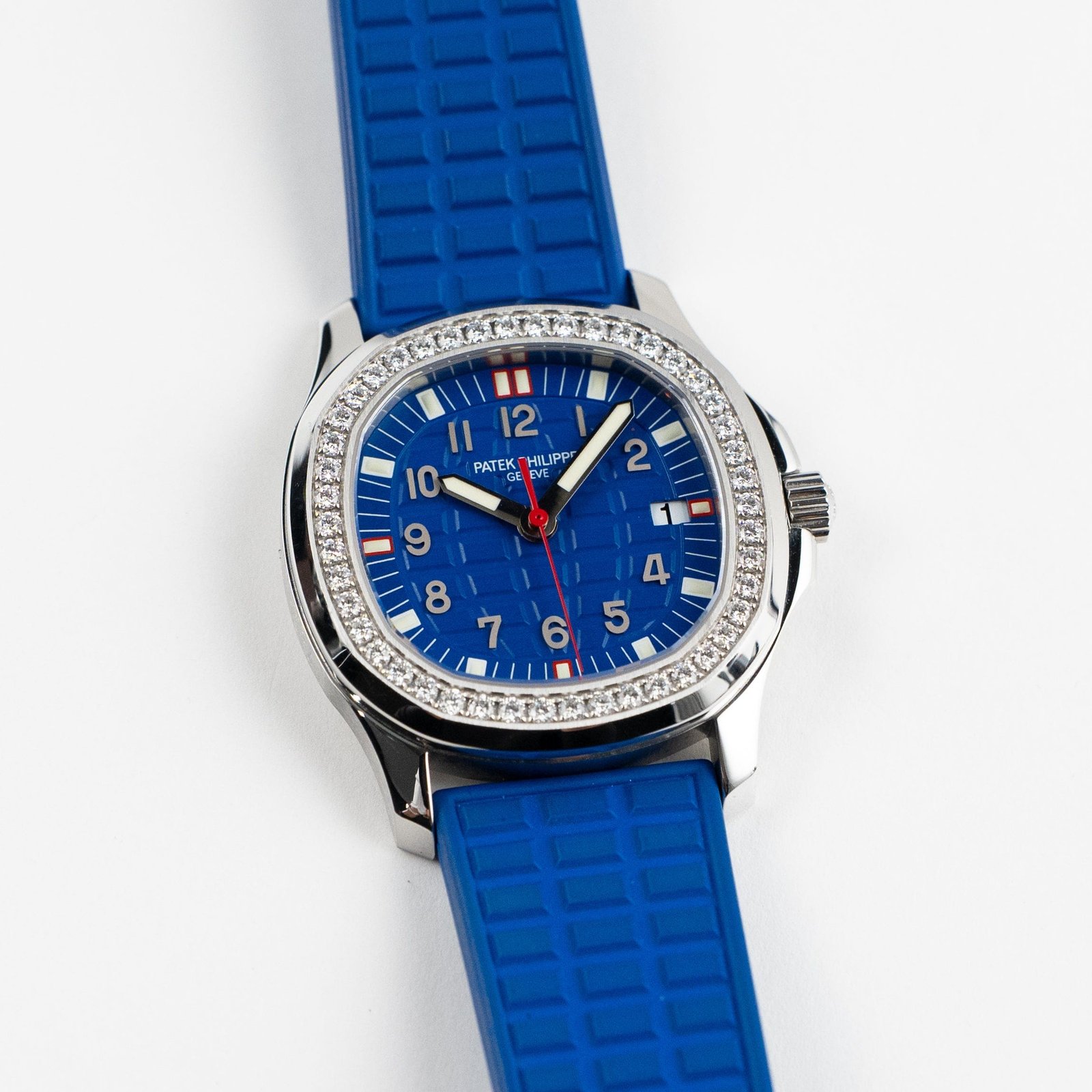 patek-philippe-aquanaut-luce-5067a-014-ladies-blue-dial-diamond-bezel-2009-patek-philippe-1221897342