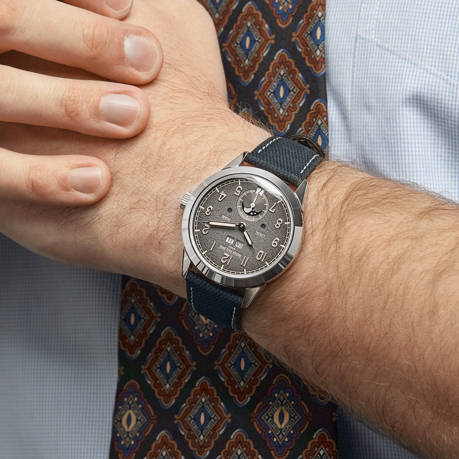 patek-philippe-complications-5326g-001-white-gold-grey-dial-2024-patek-philippe-43286244884724