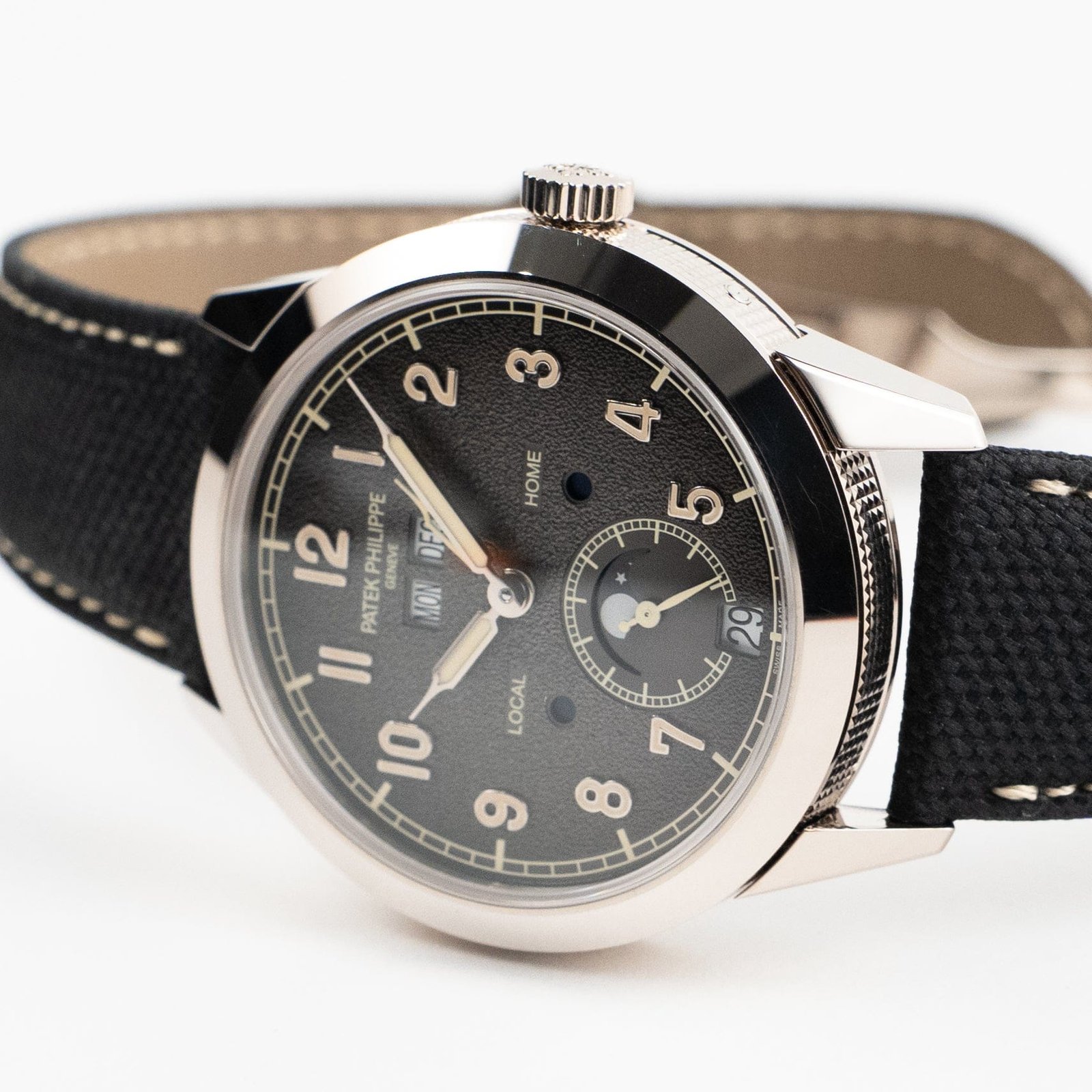 patek-philippe-complications-5326g-001-white-gold-grey-dial-2025-patek-philippe-1221435371