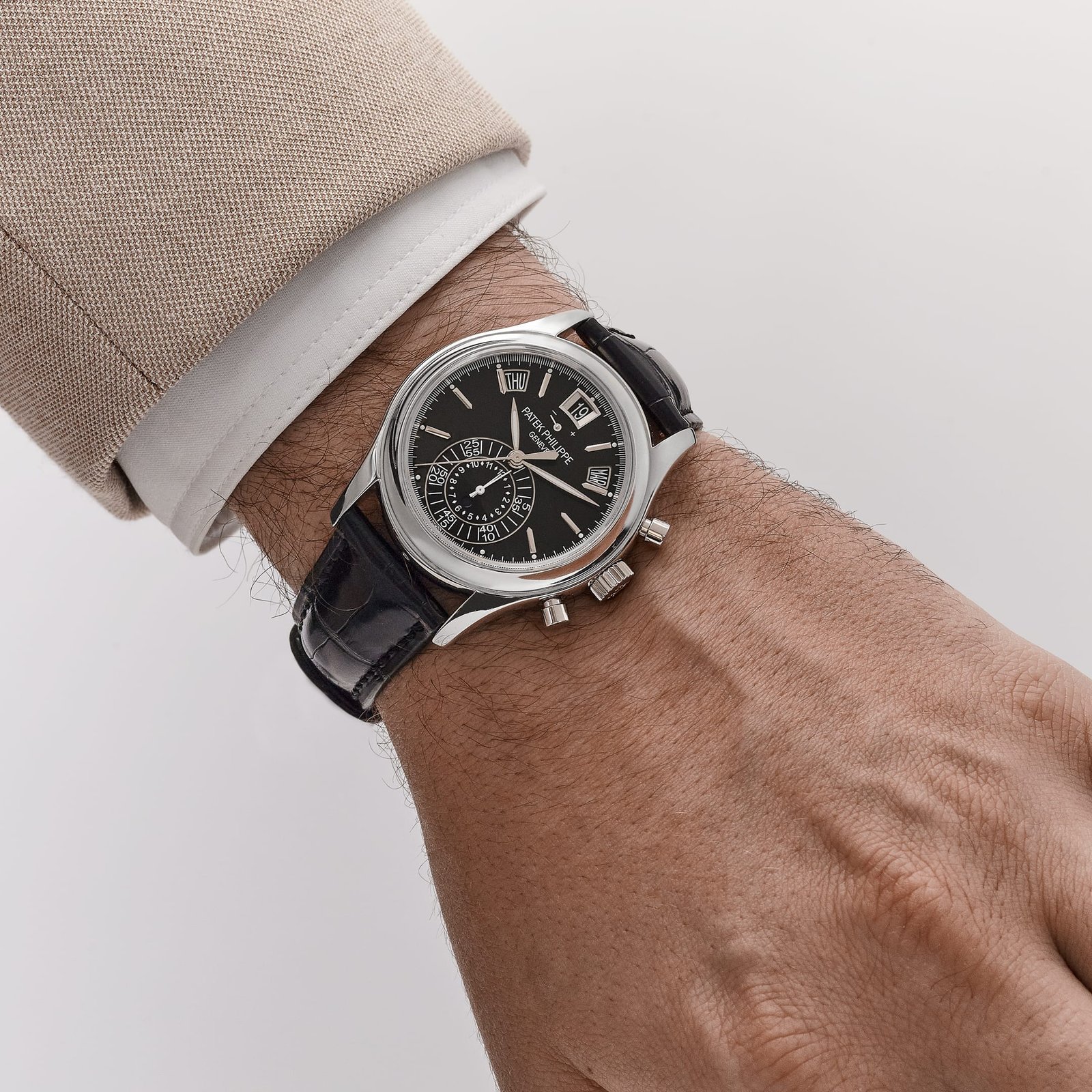 patek-philippe-complications-5960p-016-annual-calendar-chronograph-platinum-black-dial-2013-patek-philippe-1229562975