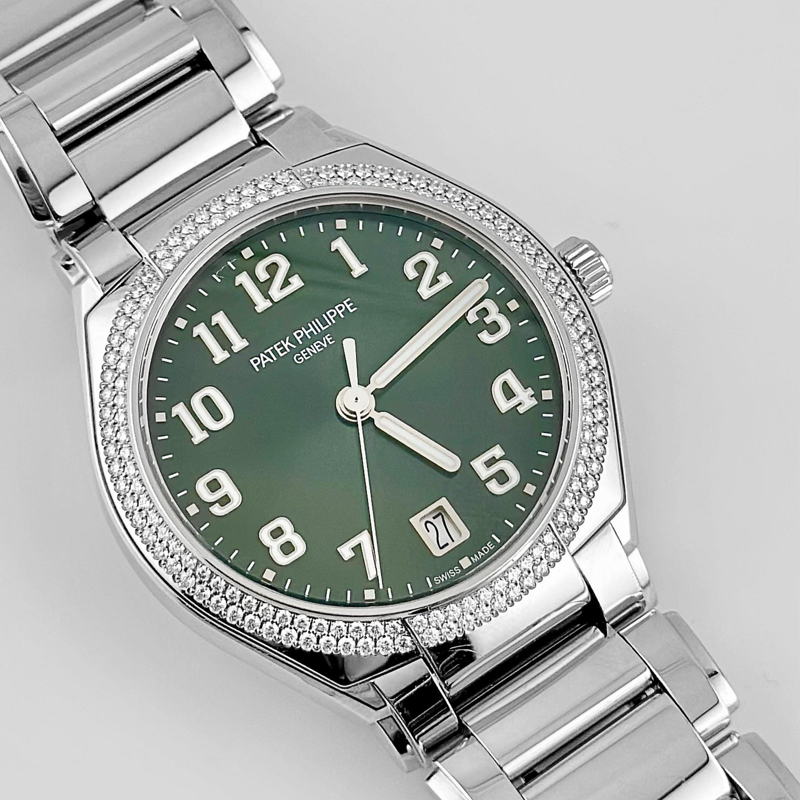 patek-philippe-twenty-4-7300-1200a-011-green-dial-diamond-bezel-2024-patek-philippe-1218154634