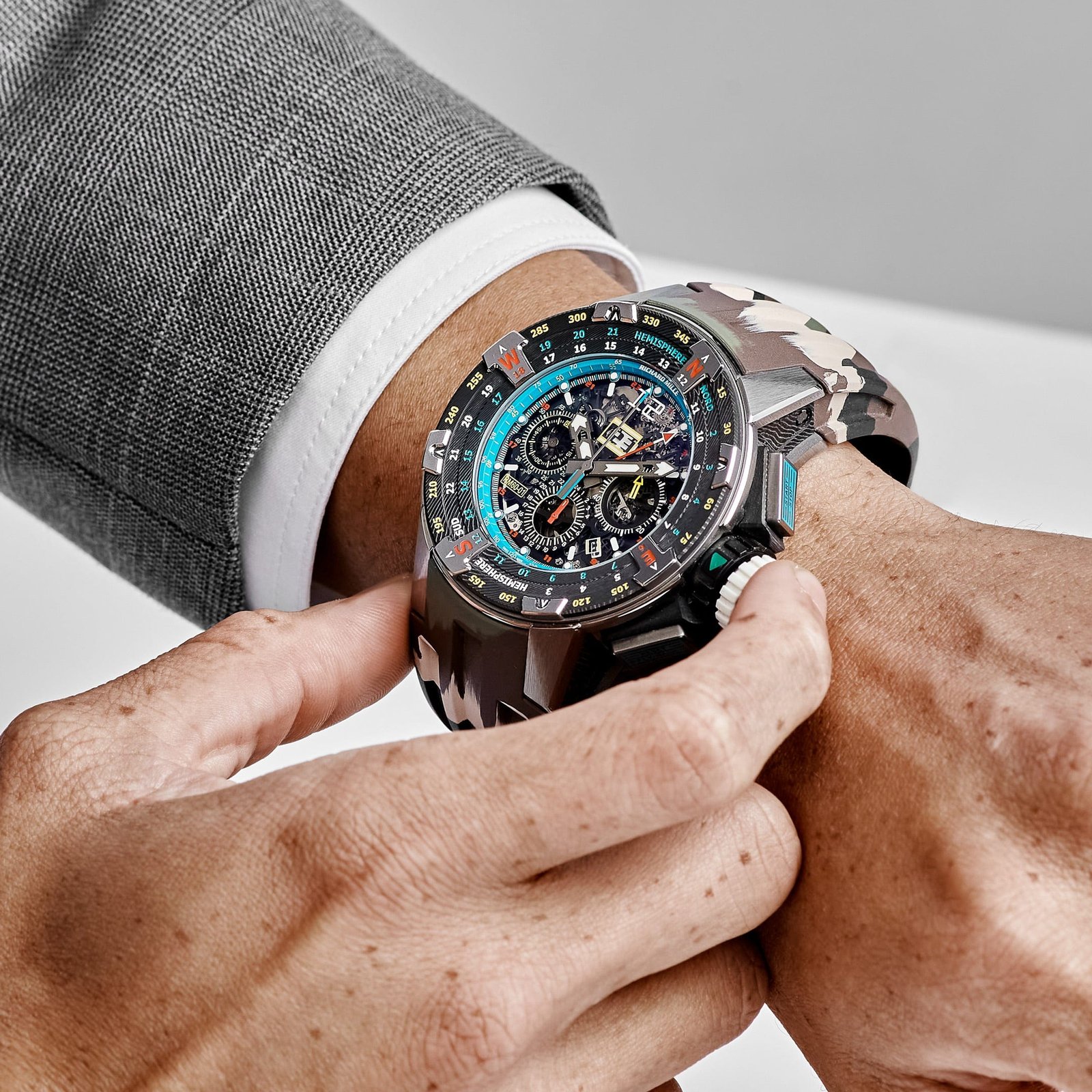 richard-mille-rm-60-01-les-voiles-de-st-barth-titanium-carbon-limited-edition-of-80-2022-richard-mille-1193156081