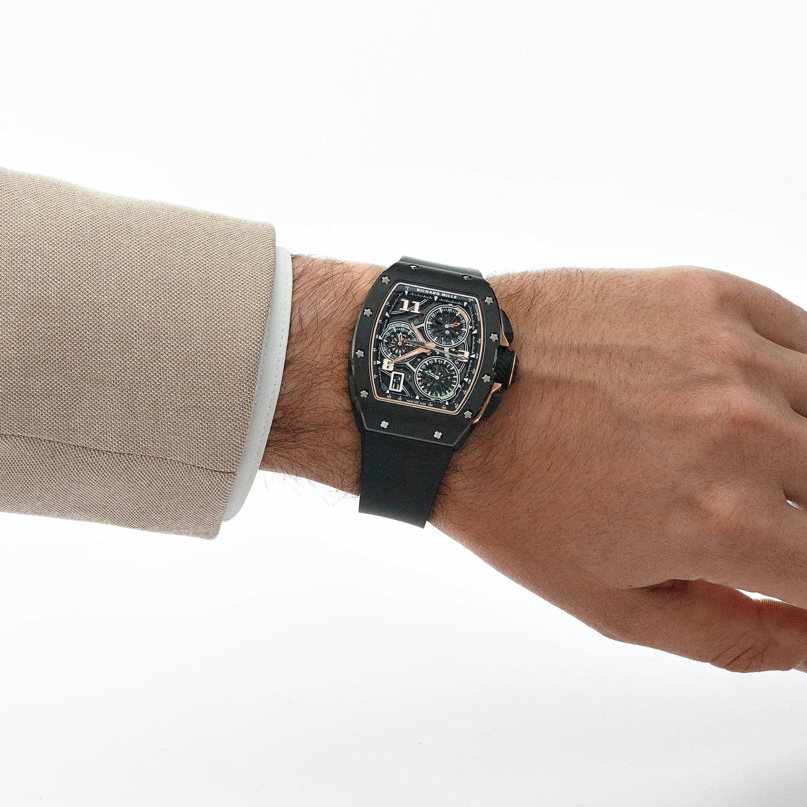 richard-mille-rm-72-01-lifestyle-in-house-chronograph-black-ceramic-rose-gold-2025-richard-mille-1212777579