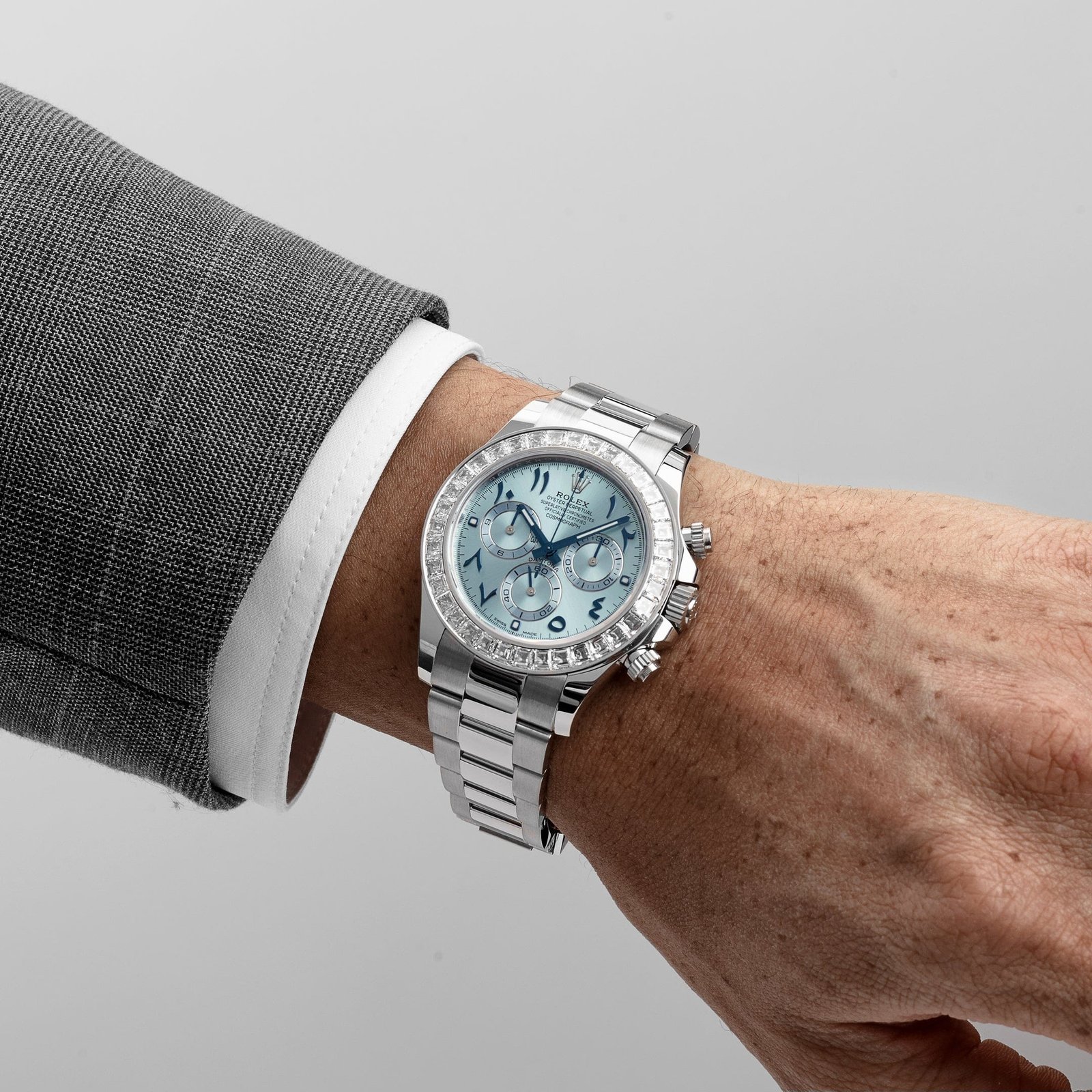 rolex-daytona-116576tbr-platinum-ice-blue-arabic-dial-diamond-baguette-bezel-2023-rolex-1224299224
