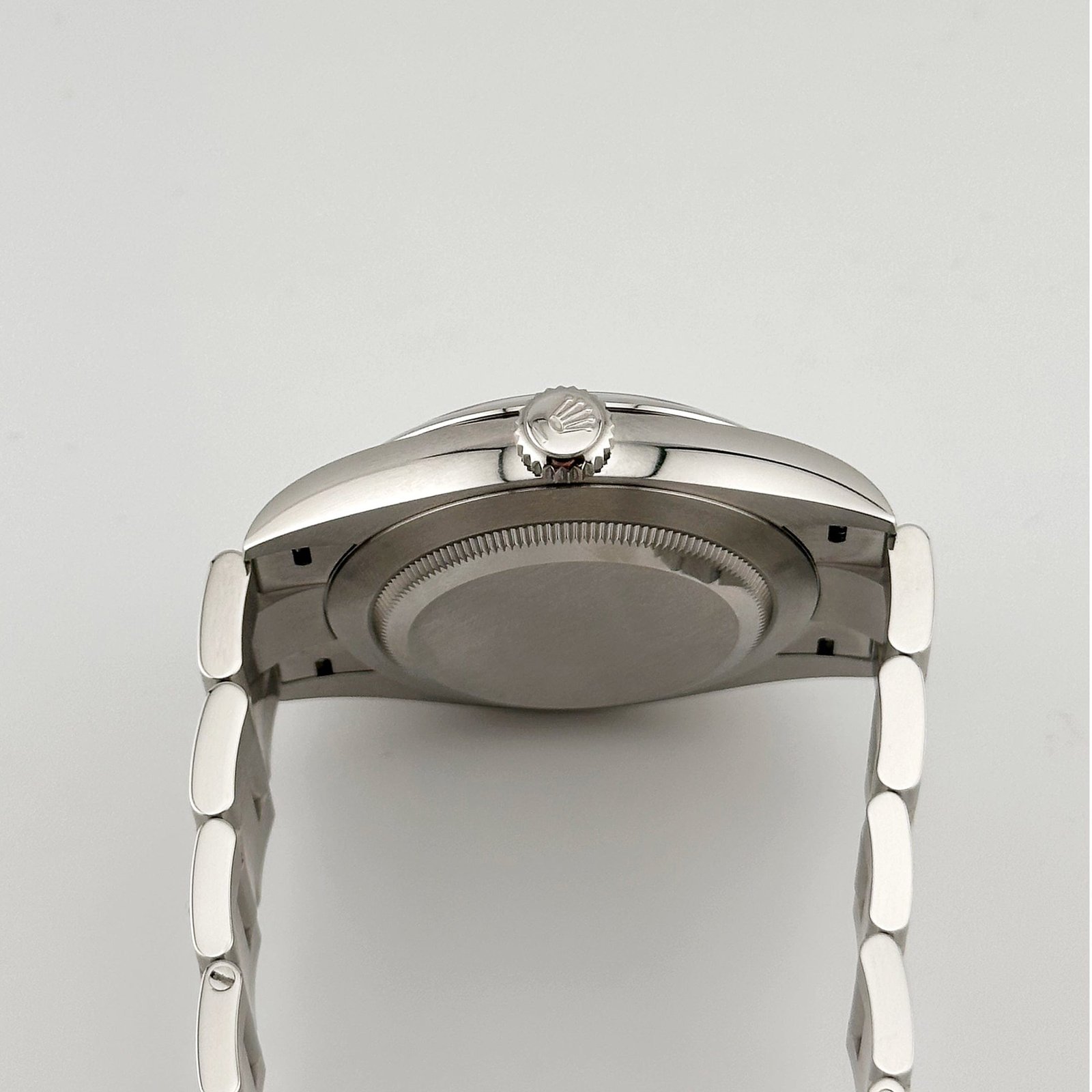 rolex-oyster-perpetual-41-134300-stainless-steel-pistachio-dial-2026-rolex-1218154622
