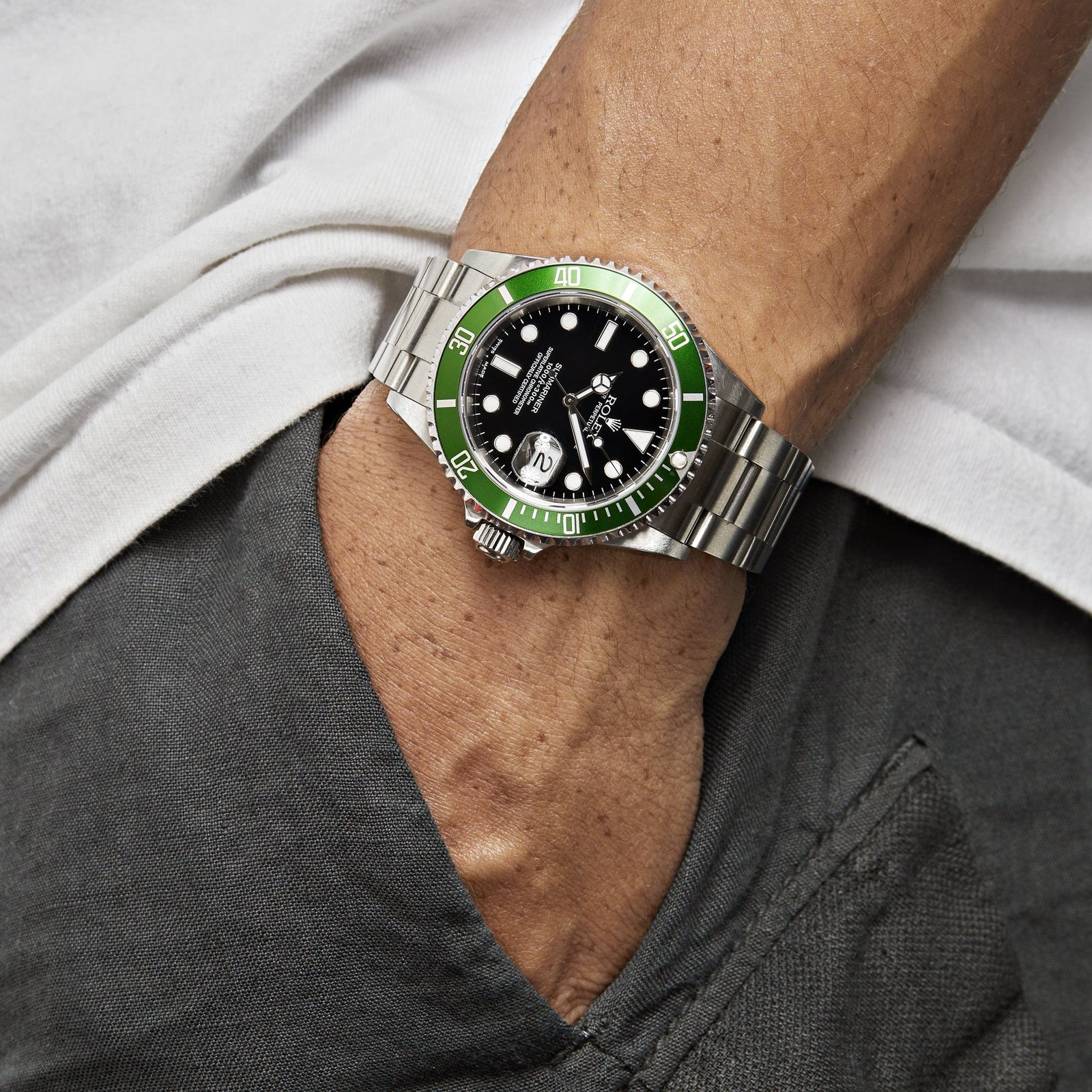 rolex-submariner-date-16610lv-kermit-bezel-flat-4-stainless-steel-black-dial-oyster-2003-rolex-42047137939700
